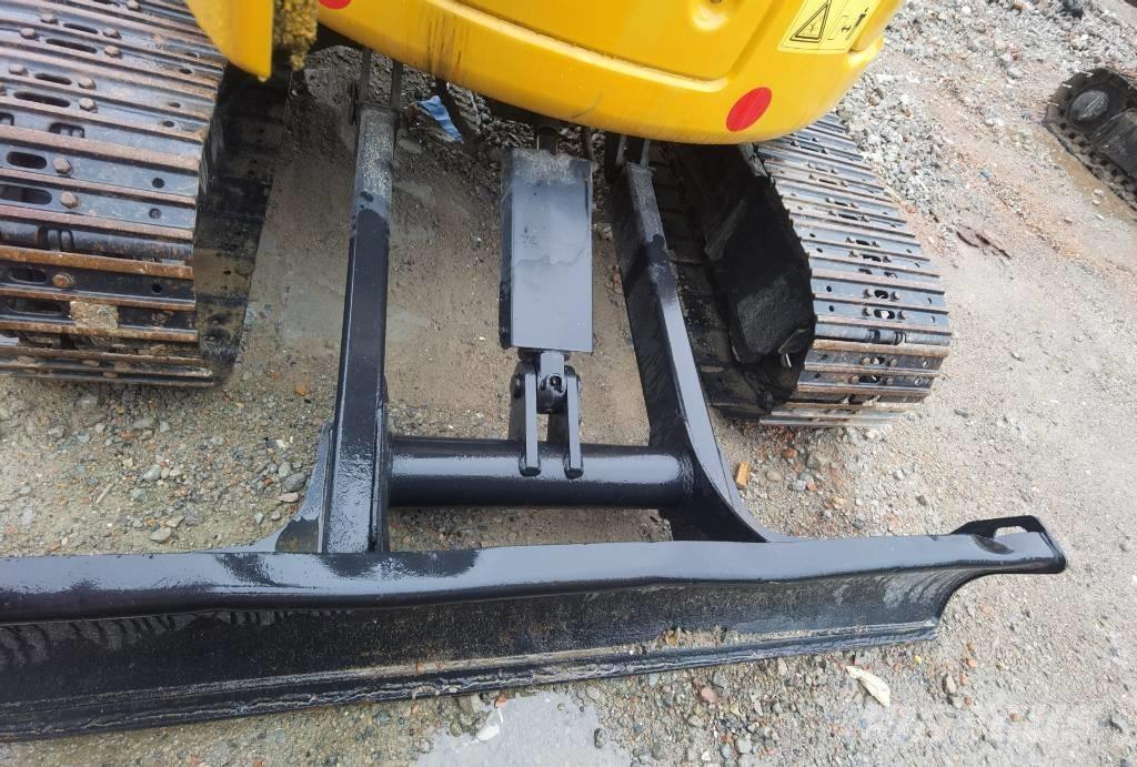 CAT 303.5 E CR Mini Excavators <7t (Mini Diggers)