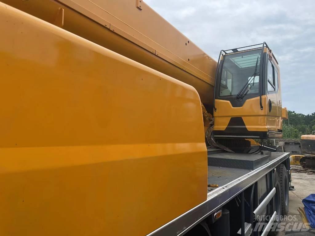 XCMG 50KA Mobile and all terrain cranes