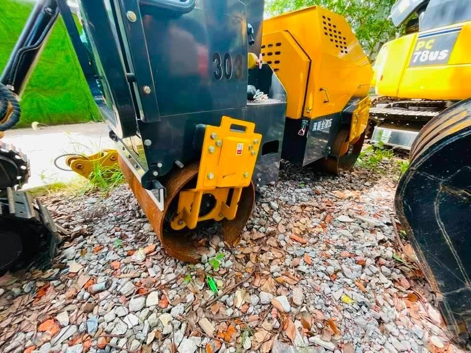 CAT 303 Mini Excavators <7t (Mini Diggers)