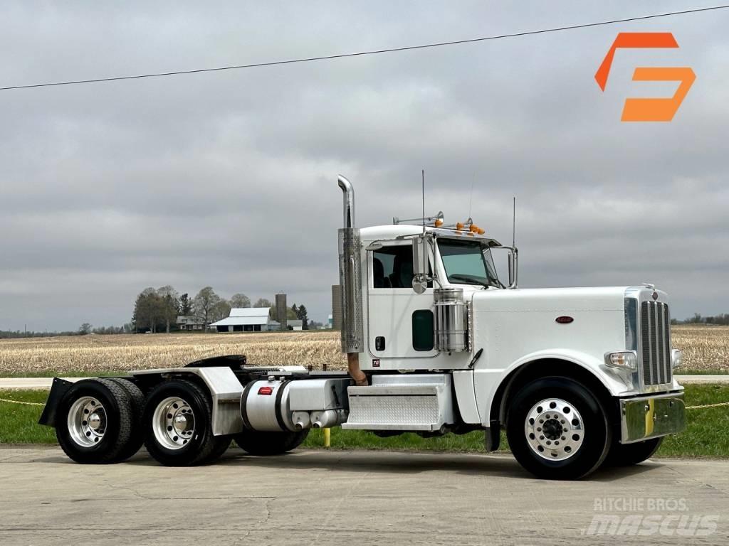 Peterbilt 389 Conventional Trucks / Tractor Trucks