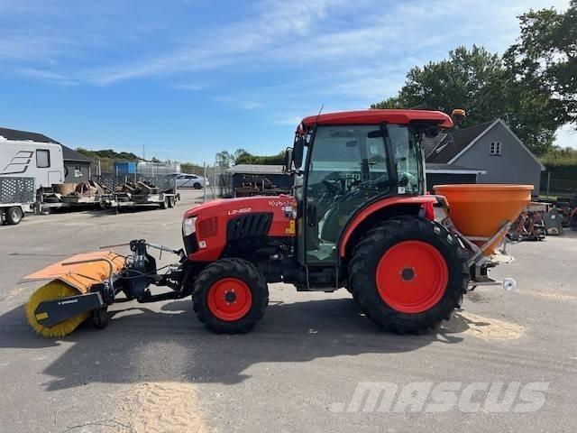Kubota L2-452 Compact tractors
