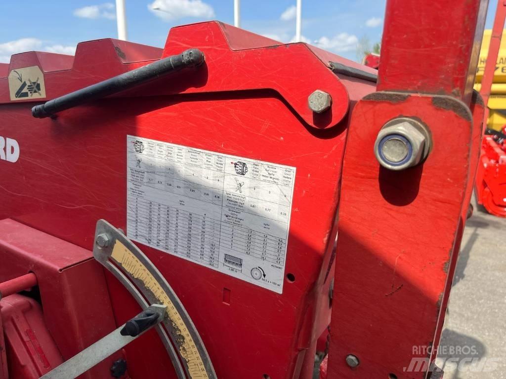 Accord M DRILL PRO Precision Sowing Machines
