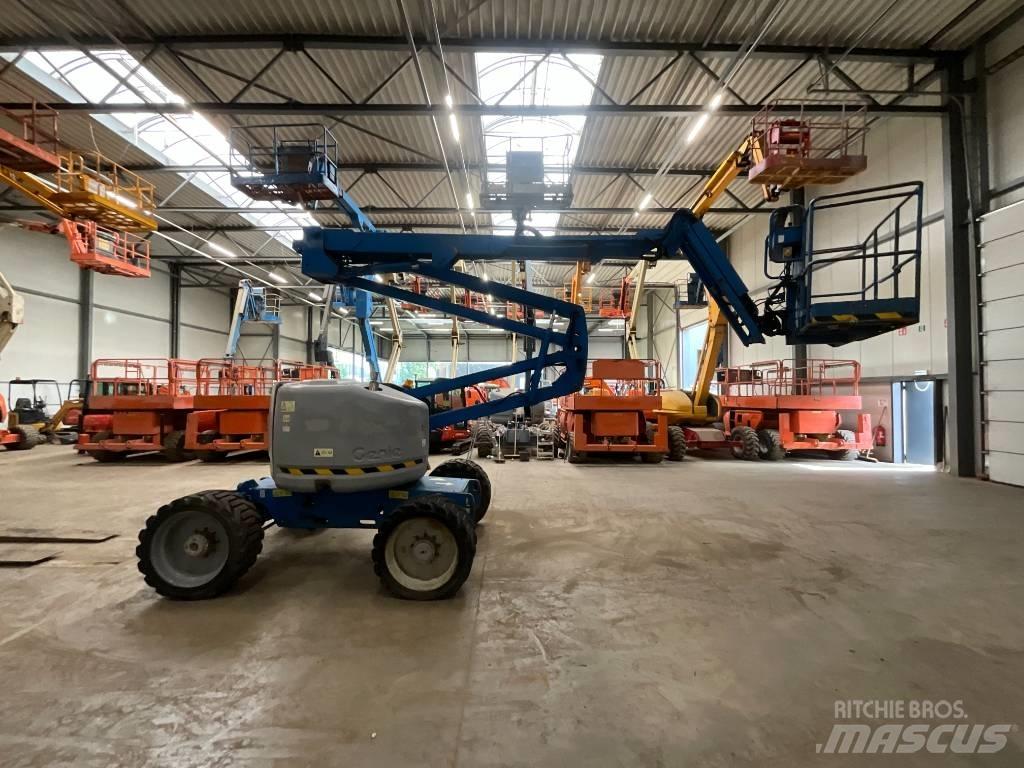 Genie Z 45/25 Articulated boom lifts