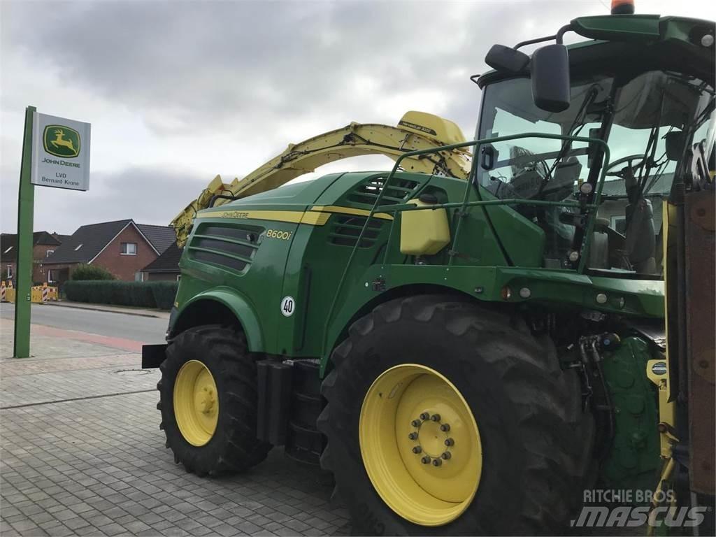John Deere 8600 Foragers