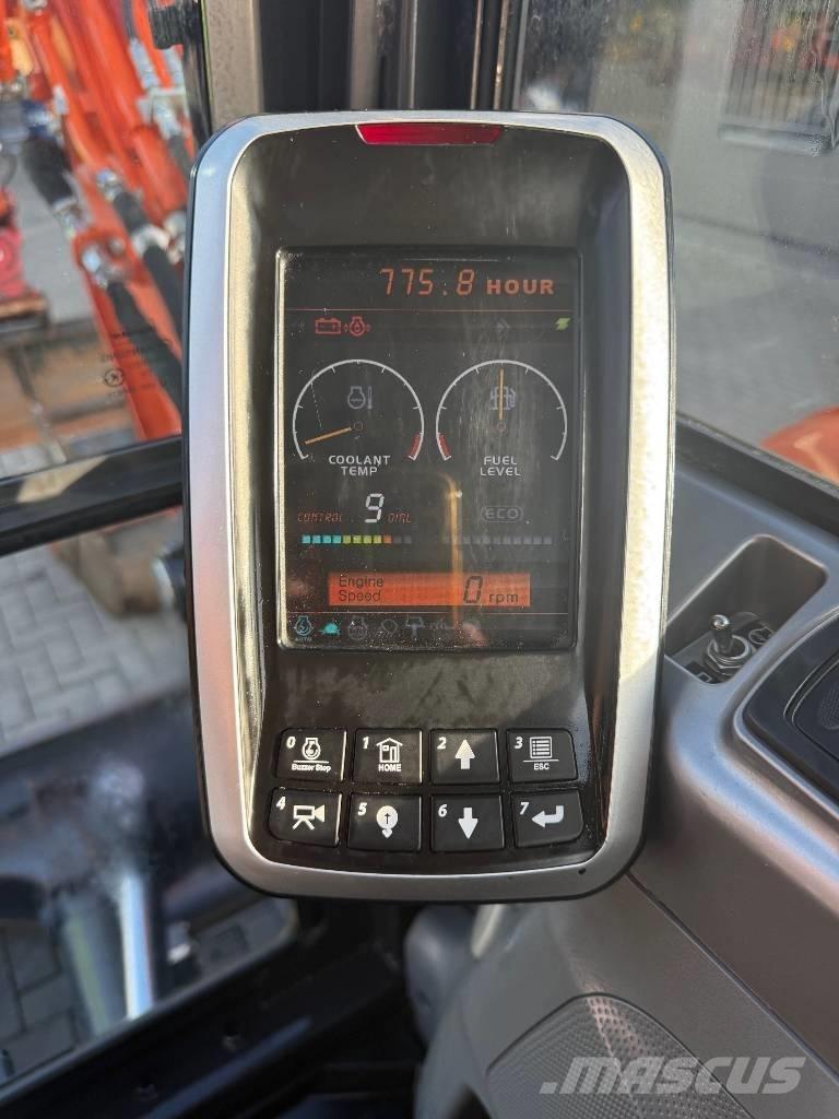 Doosan DX 85 R Mini excavators  7t - 12t