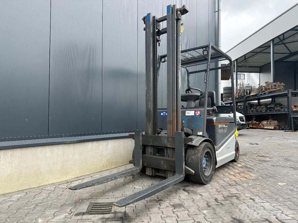 Still R 60-35 Electric Forklifts