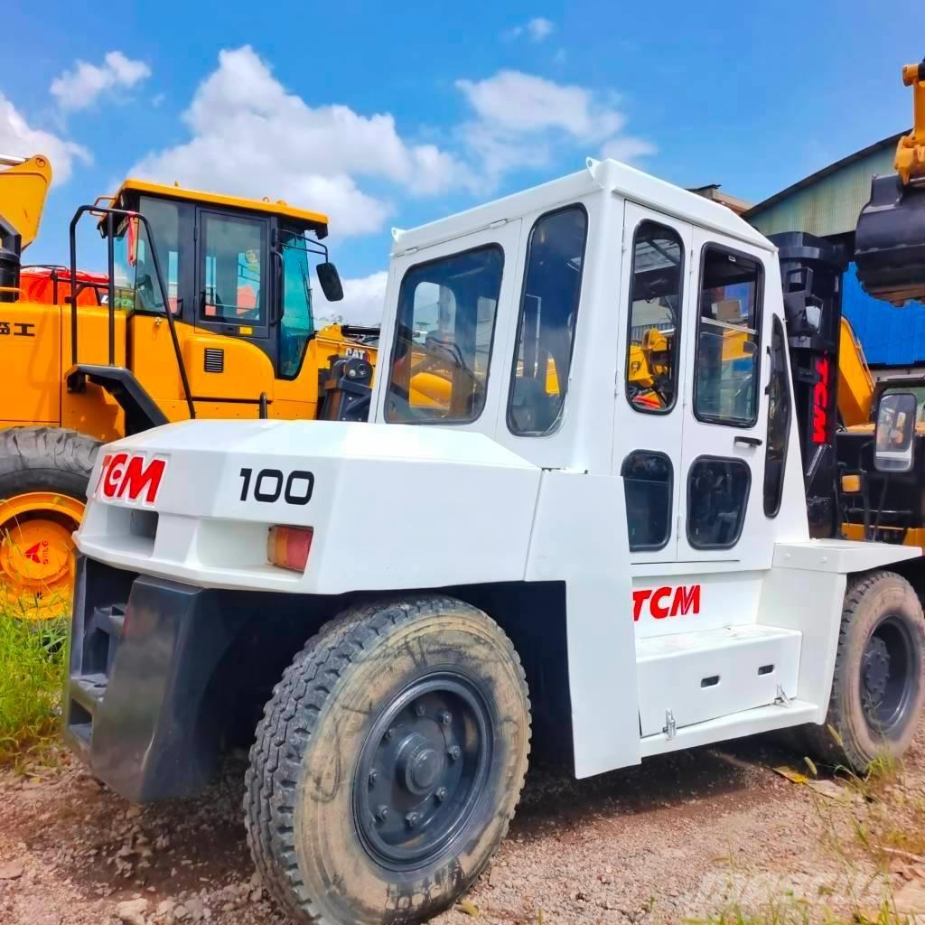 TCM FD100 Diesel Forklifts