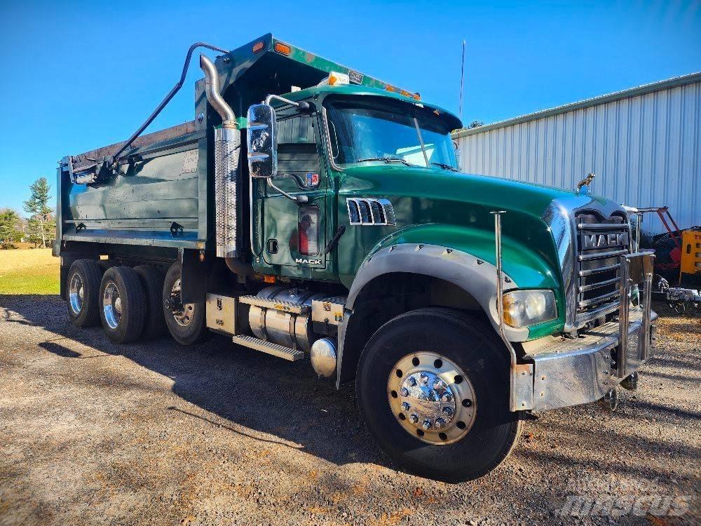 Mack CTP 713 B Dump Trucks