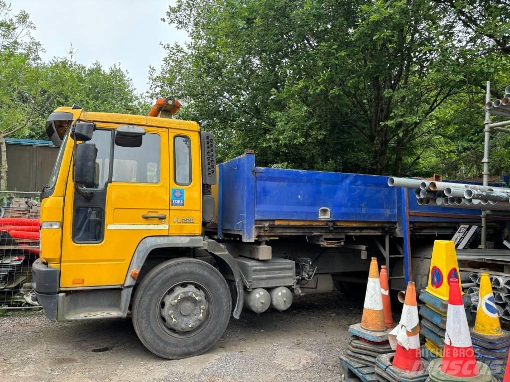 Volvo FL 220 Flatbed Trucks