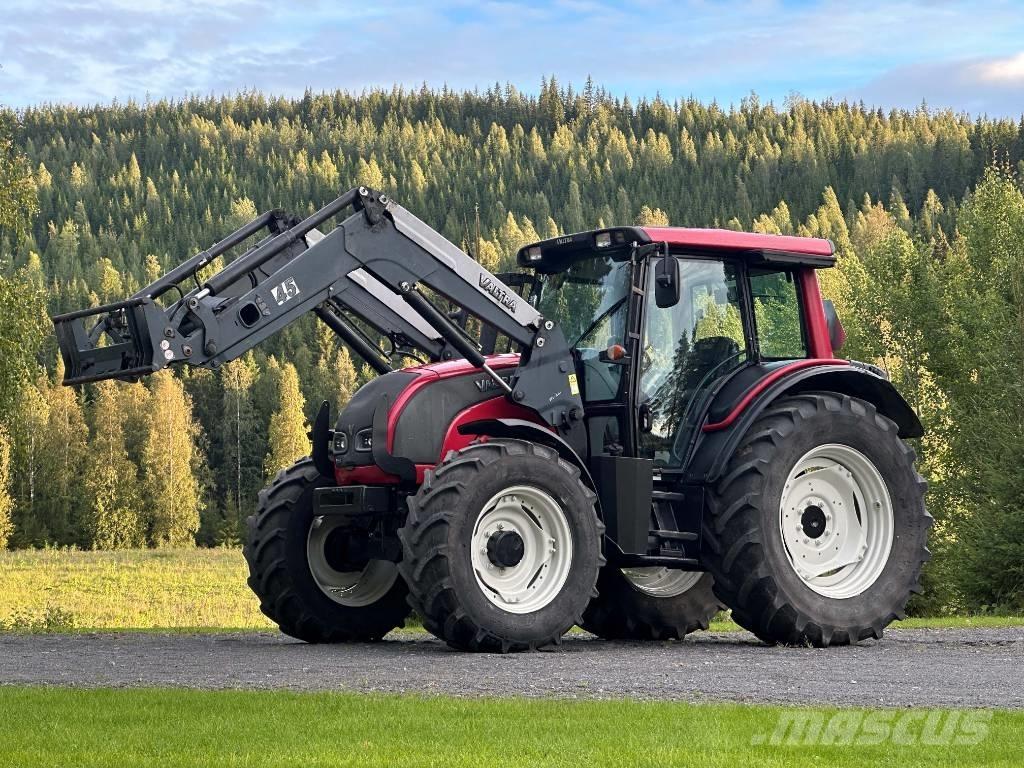 Valtra N 111 HiTech Tractors