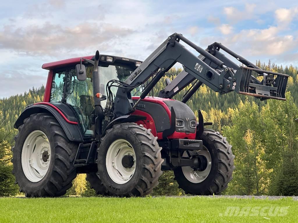 Valtra N 111 HiTech Tractors