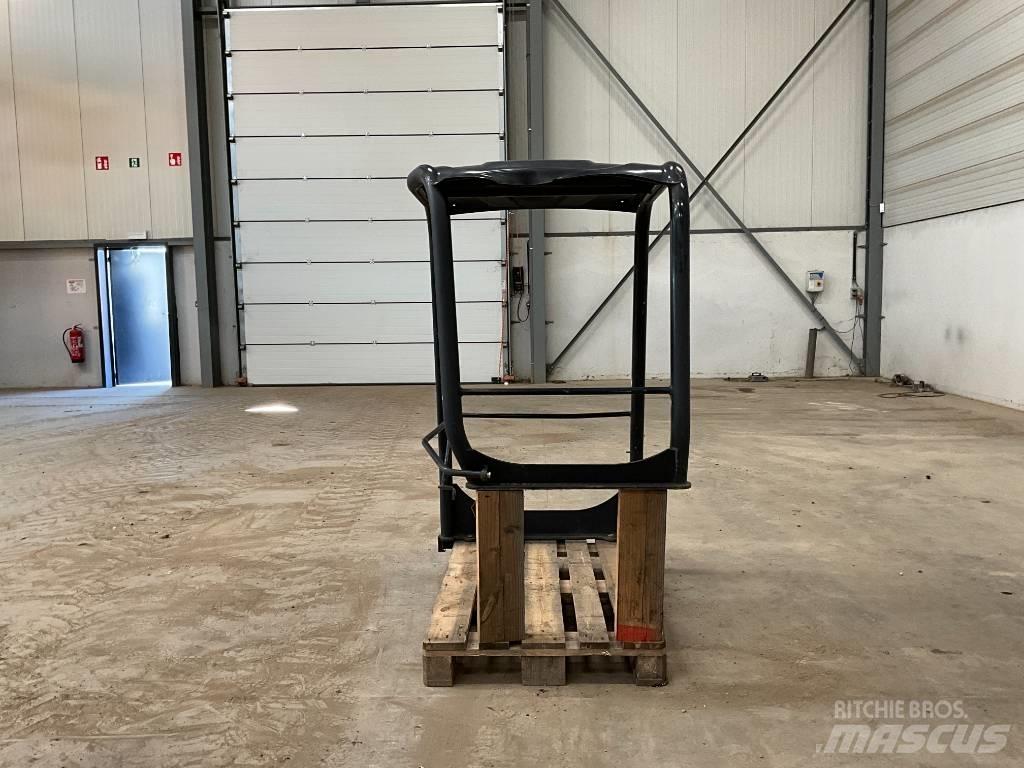 Kubota U 27-4 Forestry Cabin