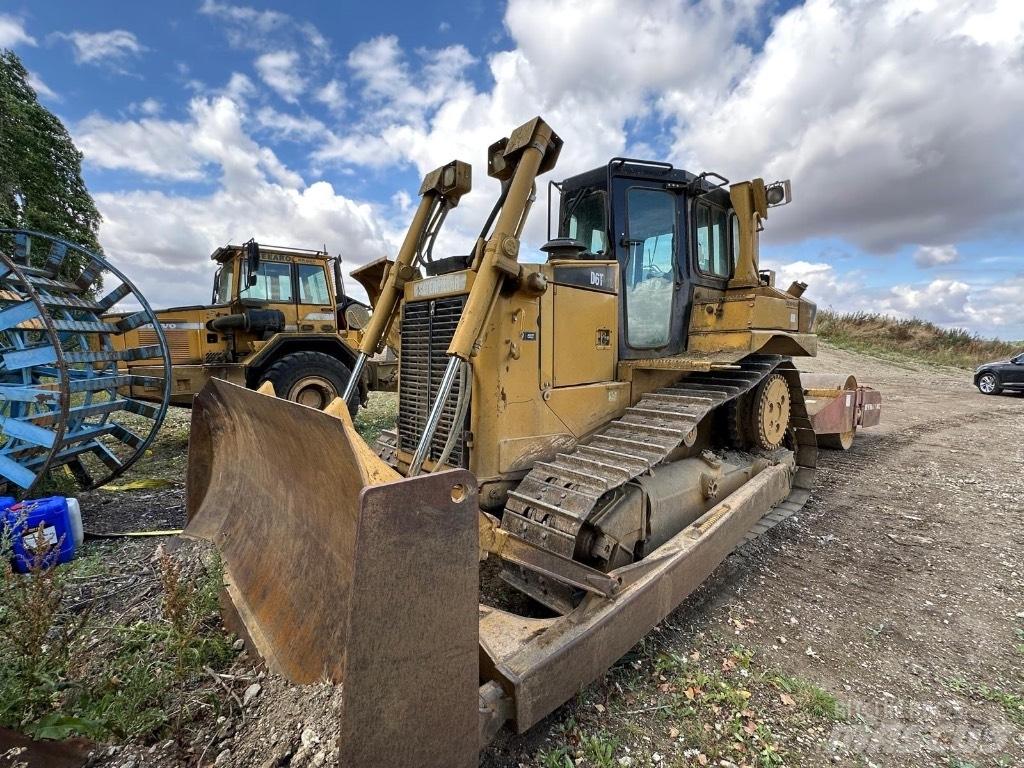 CAT D 6 T XL Crawler dozers