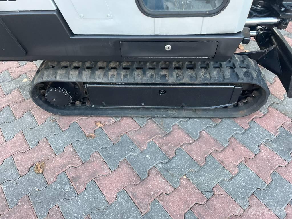 IHI IS-14G3     V-3466 Backhoe Loaders
