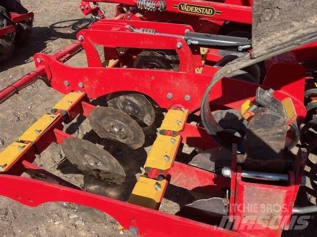 Väderstad Rapid400S Farm Drills