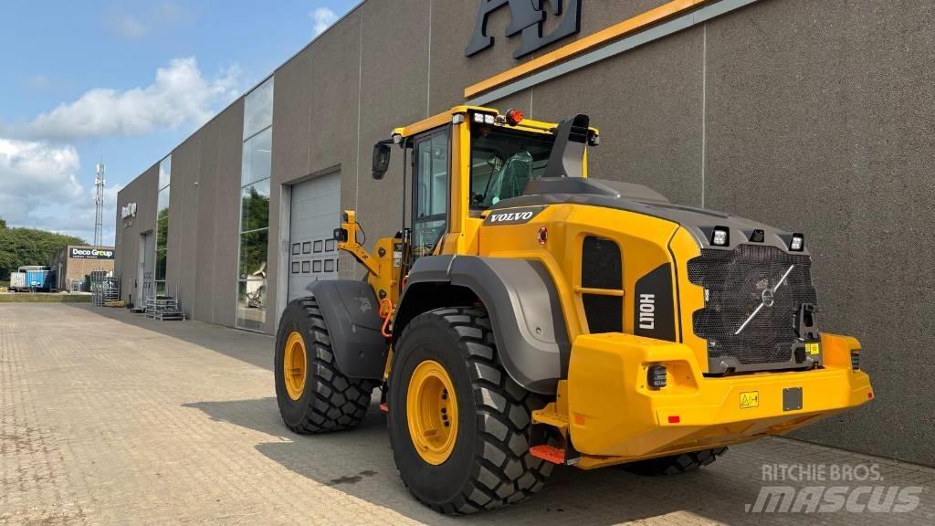 Volvo L110H Wheel Loaders