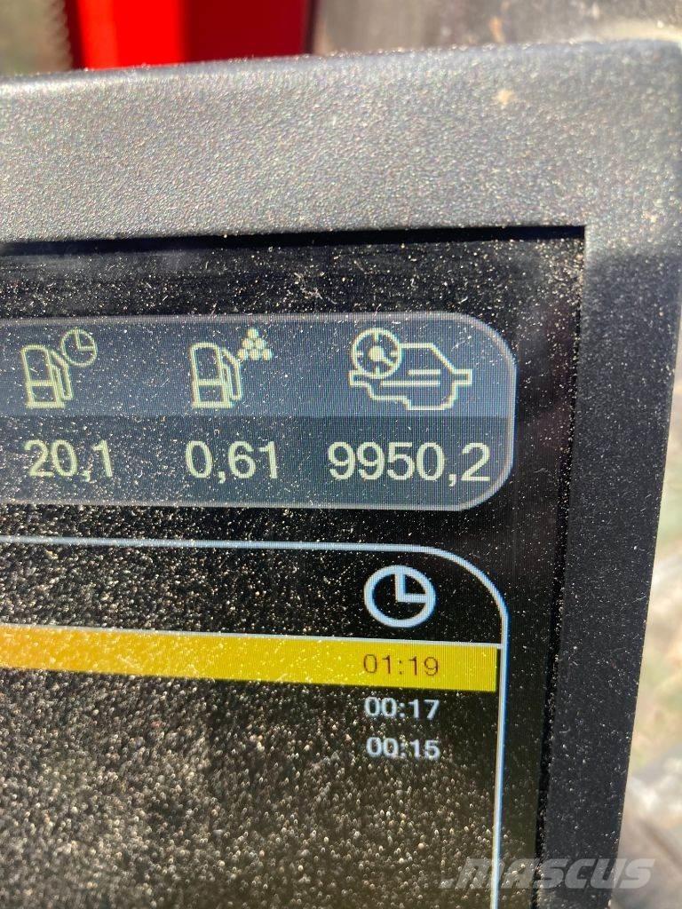 Komatsu 951 Harvesters
