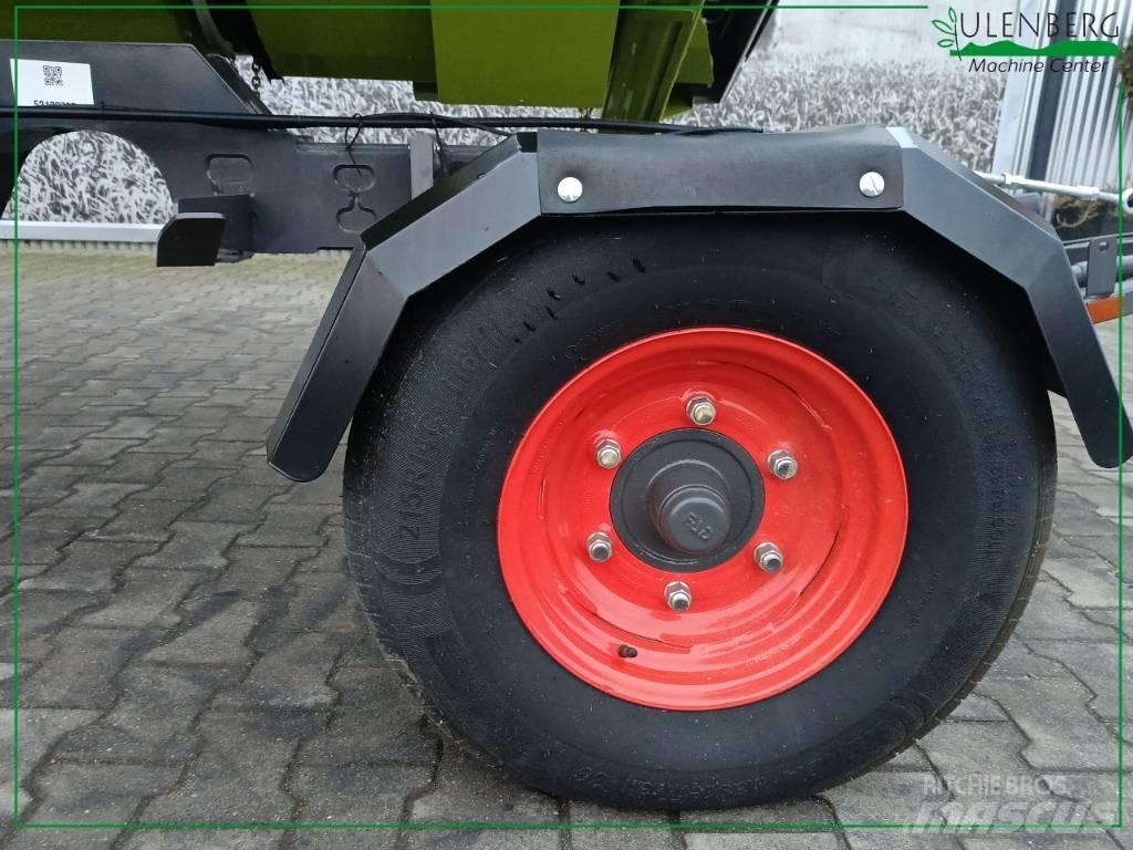 CLAAS Vario 770 Combine Attachments