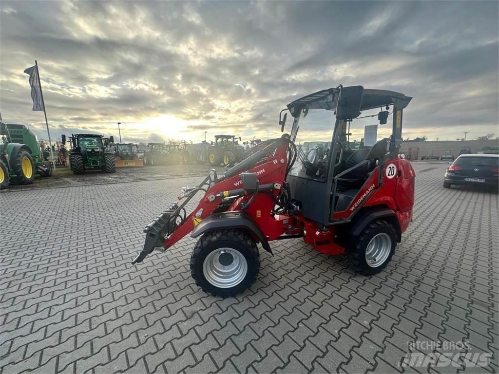 Weidemann 1390 Mini Loader