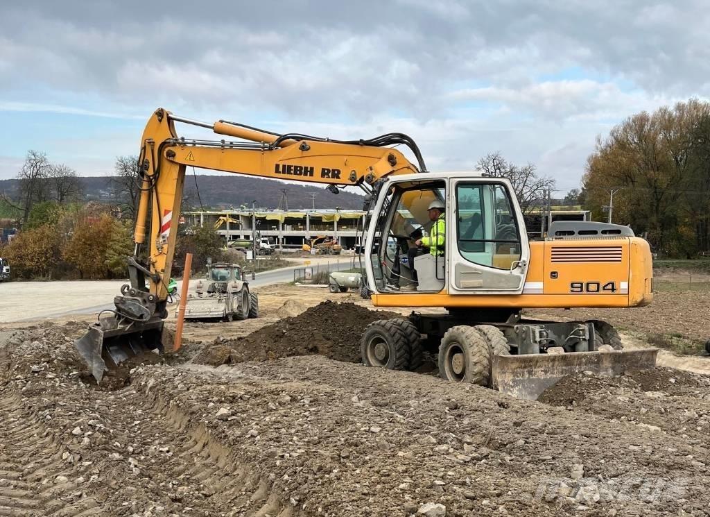 Liebherr A-904 900 Wheeled Excavators