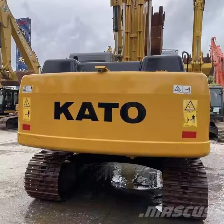 Kato HD 820 Crawler Excavators