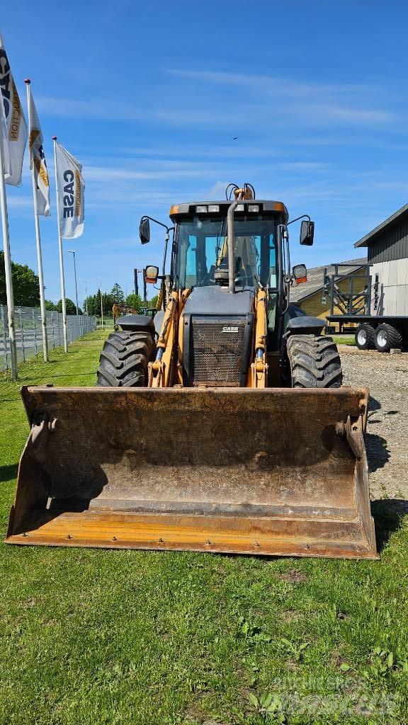 CASE 695 SR Backhoe Loaders