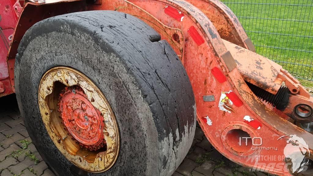 Sandvik LH 208 L Mining Loaders