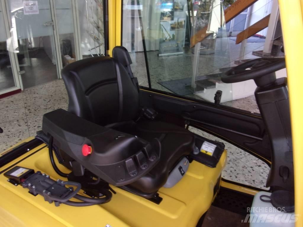 Hyster J2.0XNT Electric Forklifts