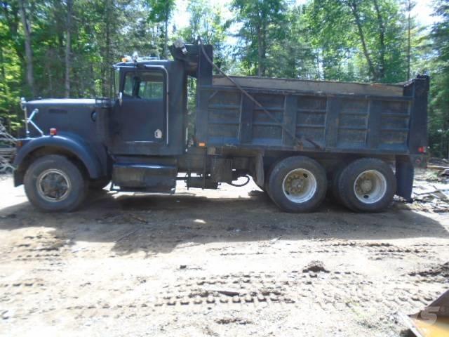Kenworth W 900 Dump Trucks