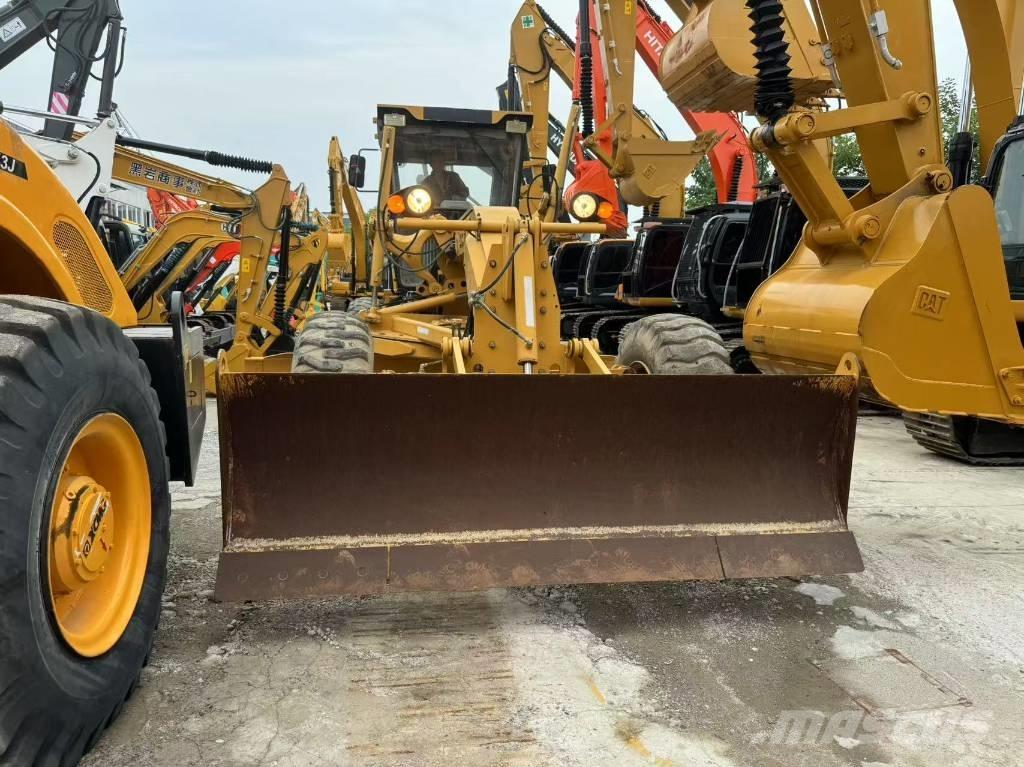 SEM 919 Motor Graders