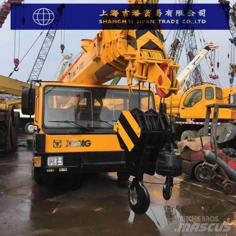 XCMG QY 25 Mobile and all terrain cranes