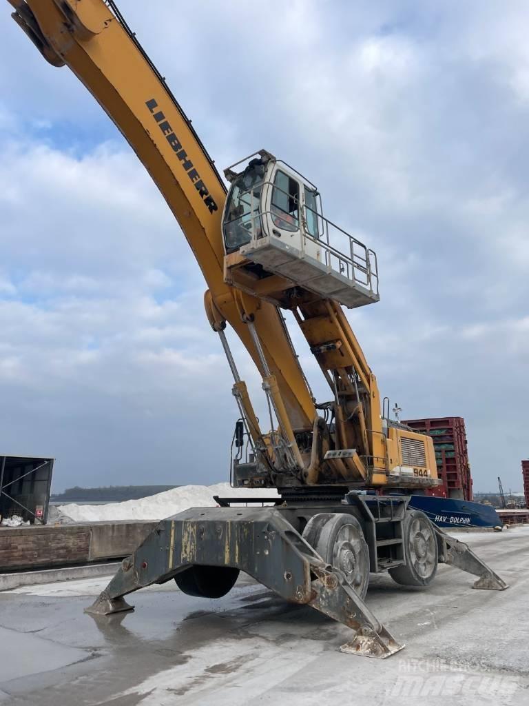 Liebherr A 944 C HD Waste / Industry Handlers