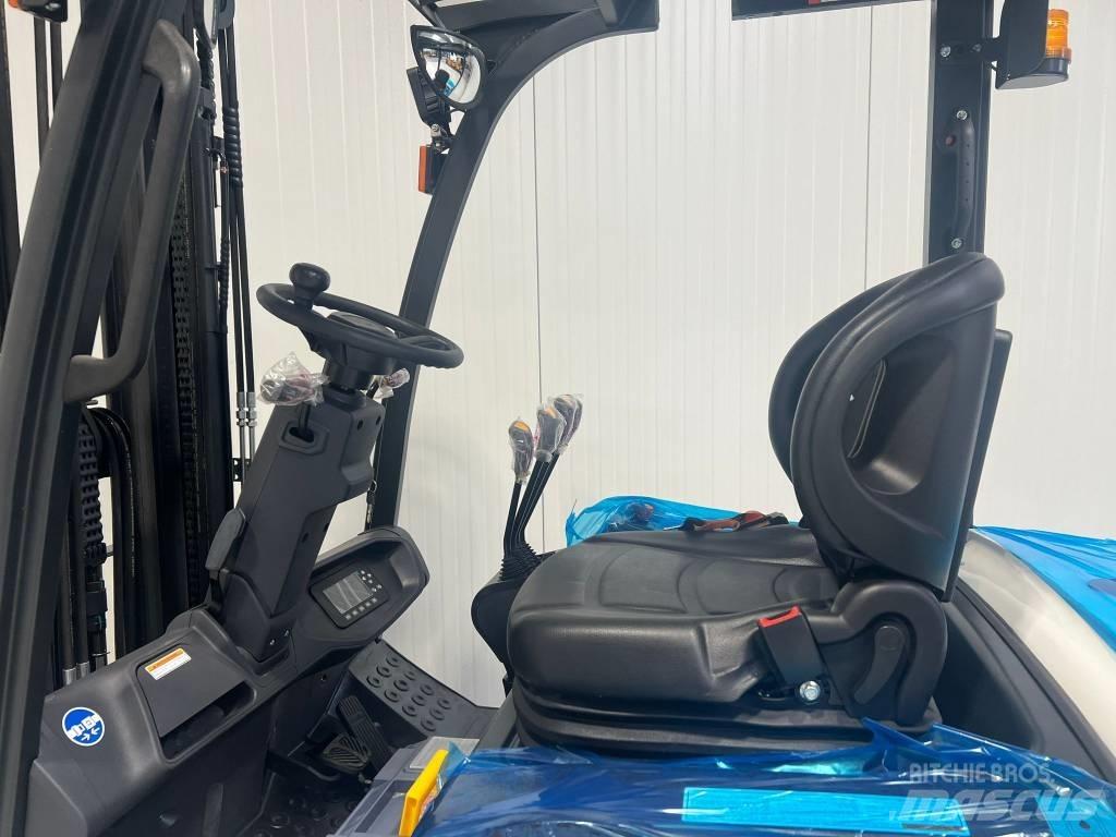 Bobcat B18NS Electric Forklifts