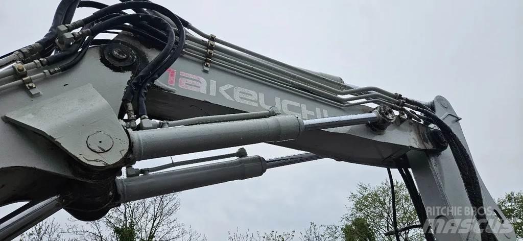 Takeuchi TB 175W Mini excavators  7t - 12t