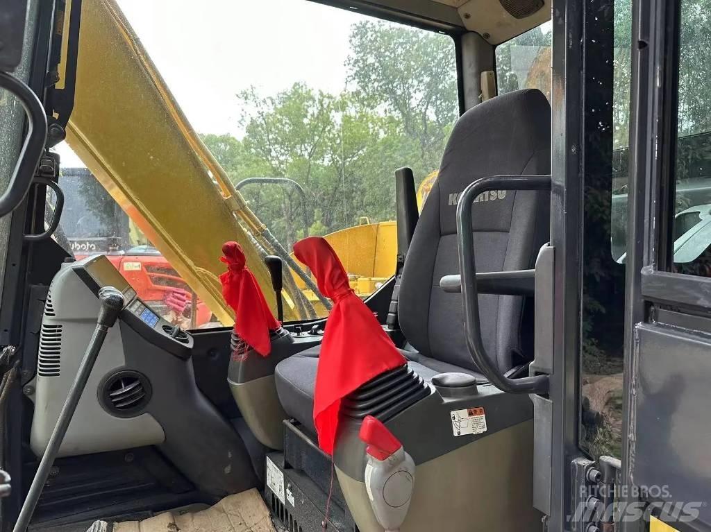 Komatsu PC70-8 Crawler Excavators