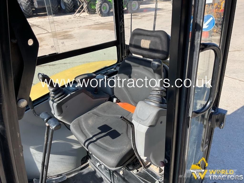 CAT 302.7 D CR Mini Excavators <7t (Mini Diggers)