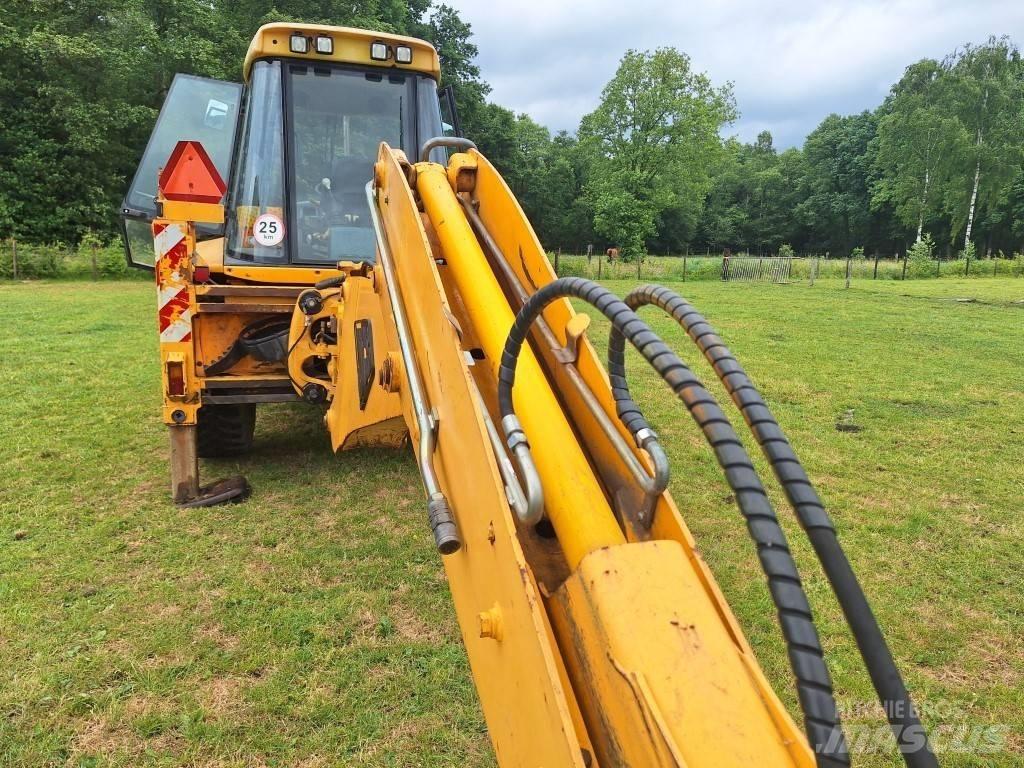 JCB 4 CX Backhoe Loaders