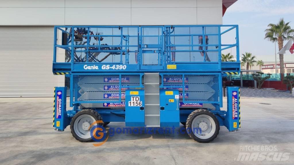 Genie GS 4390 Scissor Lifts