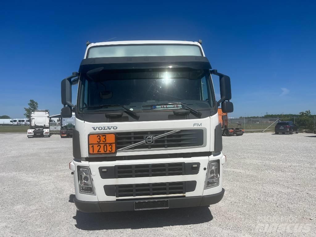 Volvo FM 440 Tank Trucks