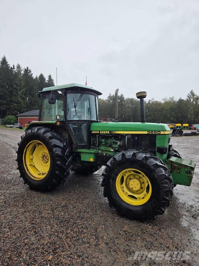 John Deere 3650 Tractors