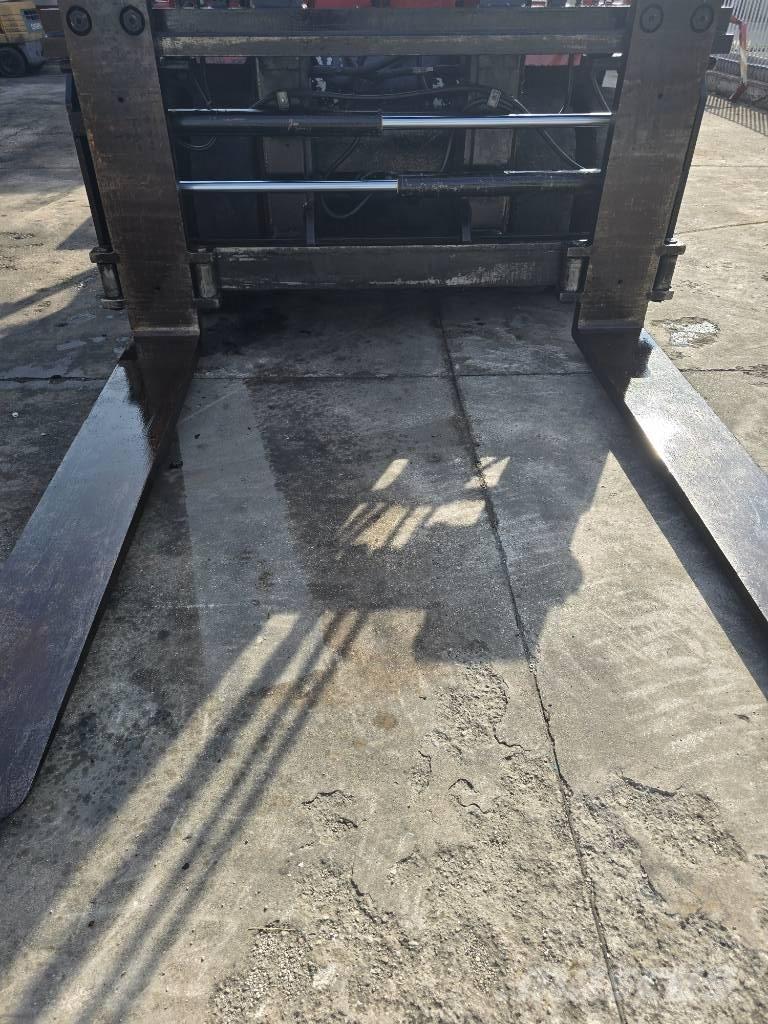 Kalmar DC 12-1200 Diesel Forklifts
