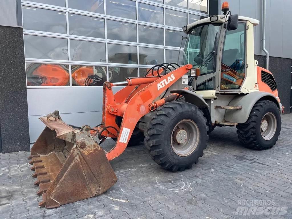 Atlas AR70 Wheel Loaders