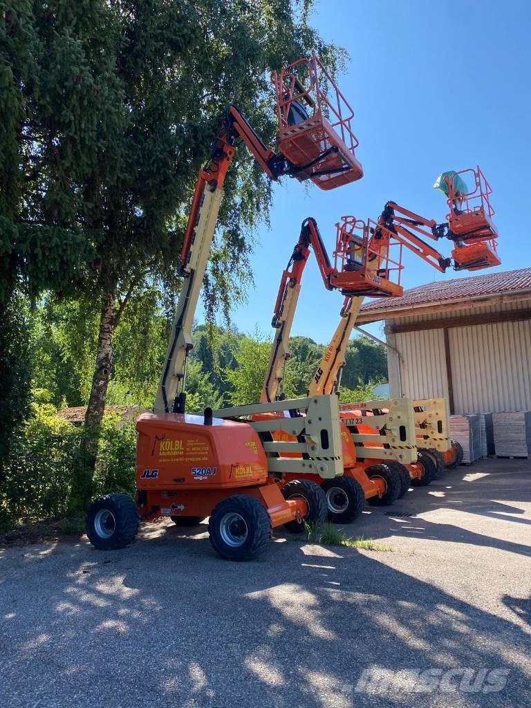 JLG 520 AJ Articulated boom lifts