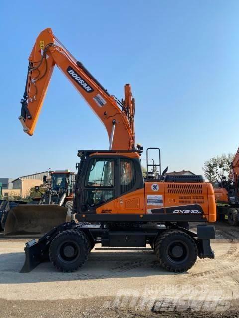 Doosan DX 210 W Wheeled Excavators