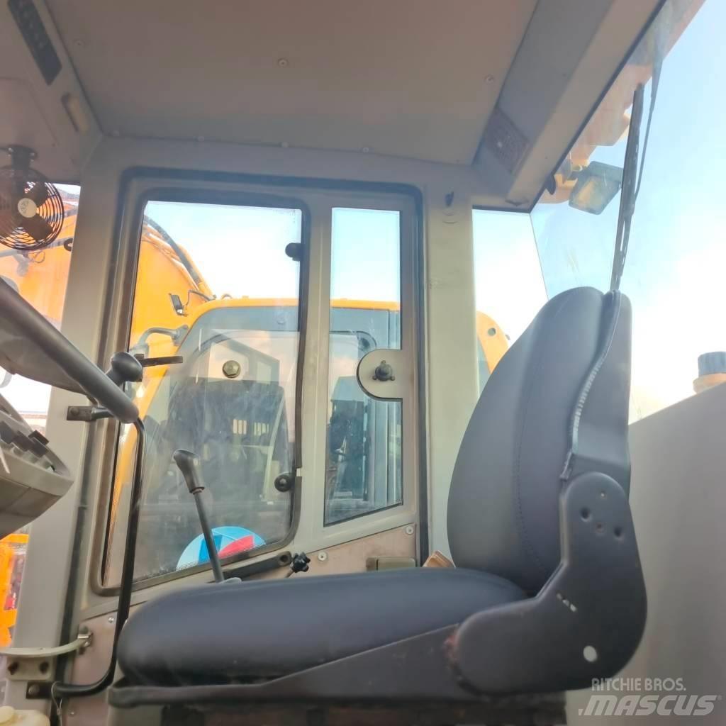 XCMG XS 183 J Single drum rollers