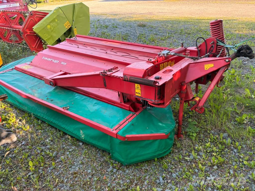 Taarup 3028 Mowers
