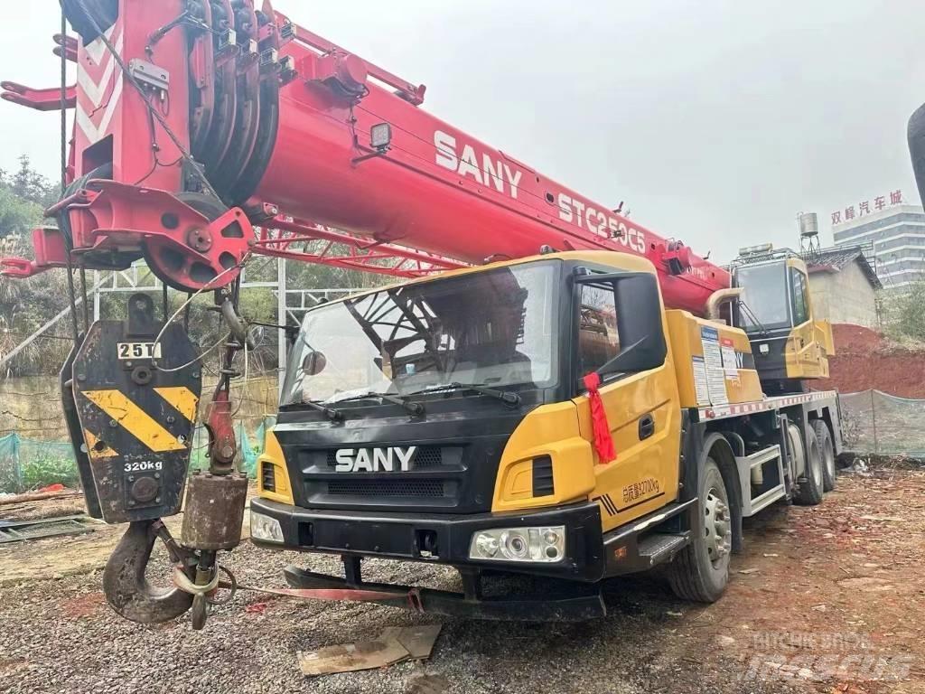 Sany STC 250 C5 Mobile and all terrain cranes
