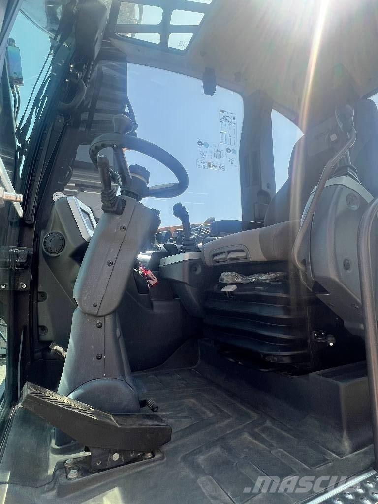 Mecalac MWR15 Wheeled Excavators