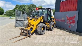 CAT 908 Wheel Loaders