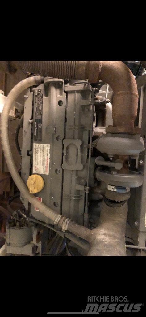 Deutz BF4M1012 Wheel Loaders